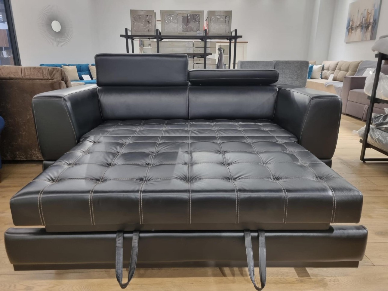 Canapea extensibilă BUTLER 1600, tetiere reglabile, 2360x1120x780 mm, spațiu de dormit 1780x1930 mm.