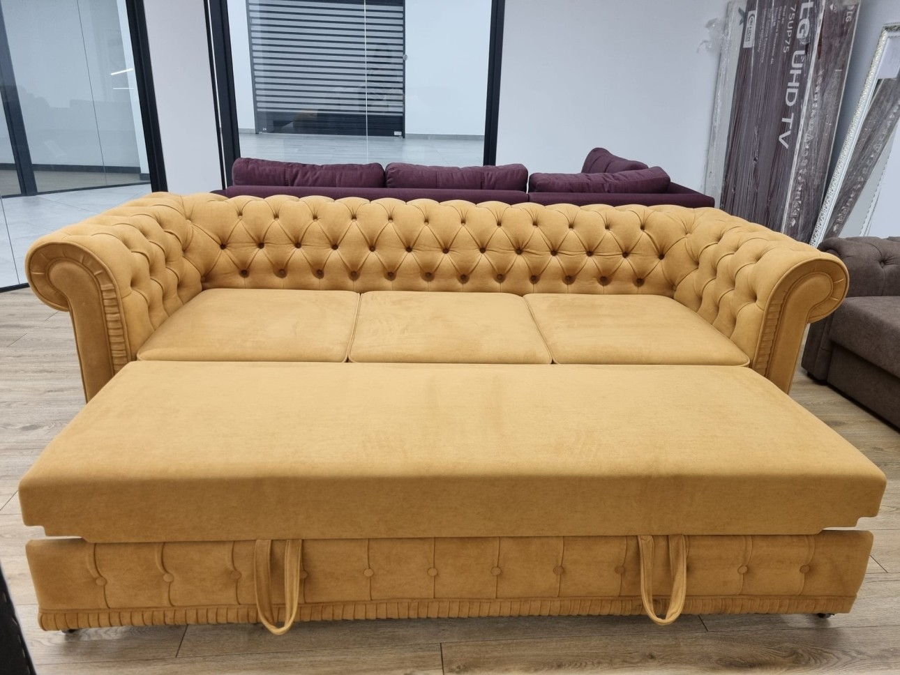 Canapea extensibilă PRINCESS 3, 3 locuri, 2470x980x 810, spațiu de dormit 1950x1330 mm.