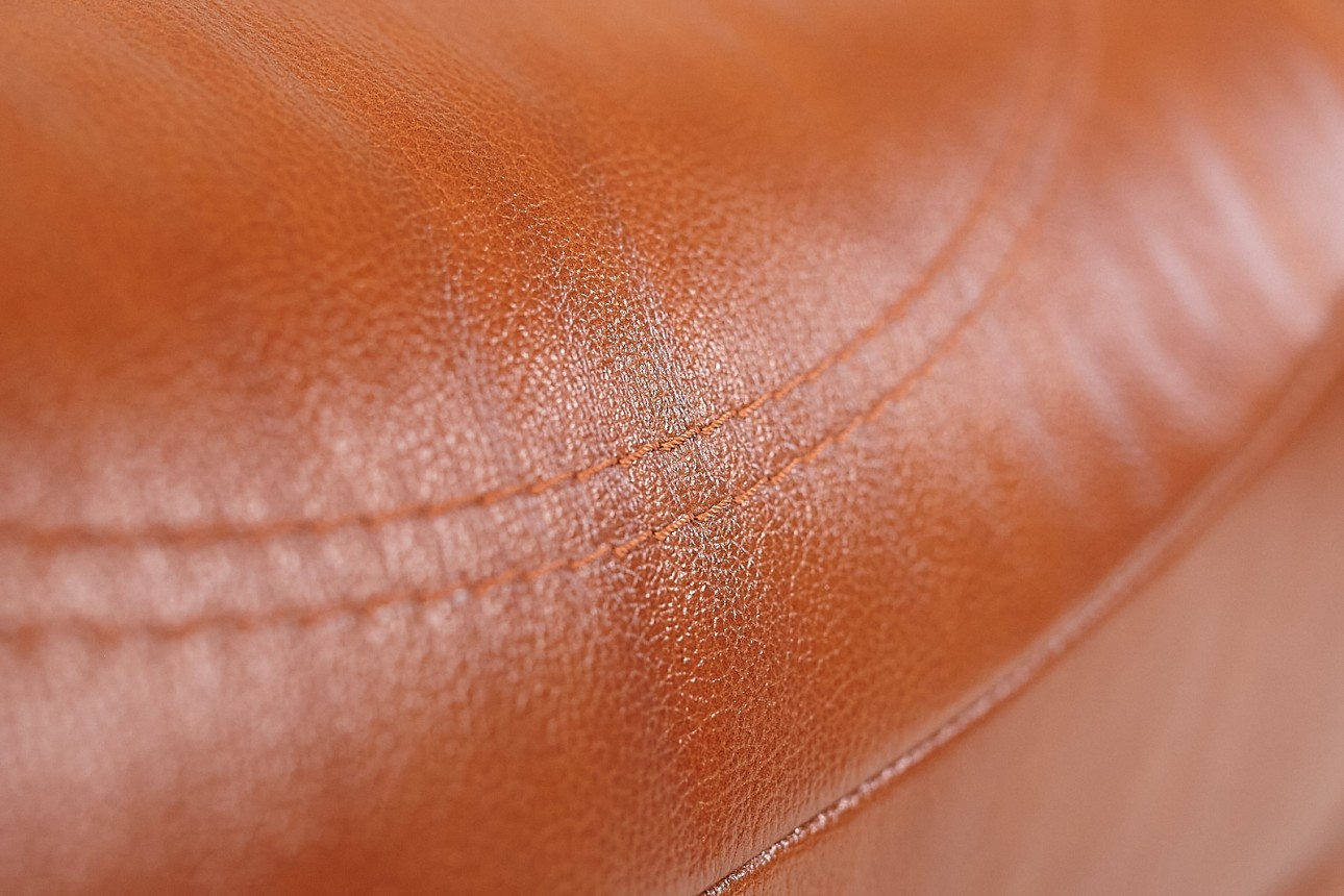 Canapea extensibilă Mercédes 3, 3 locuri, 2100x1000x950 mm, spațiu de dormit 1400x1900 mm.