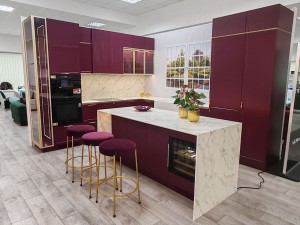 Bucătaria "Burgundy"