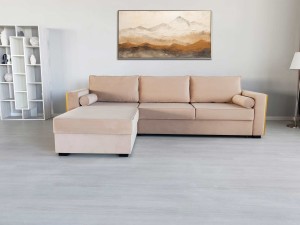 Eleganță Pariziană – Canapeaua "Golden Touch"