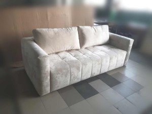 Canapea după Poză – Canapea Liniară "Velvet Modern"