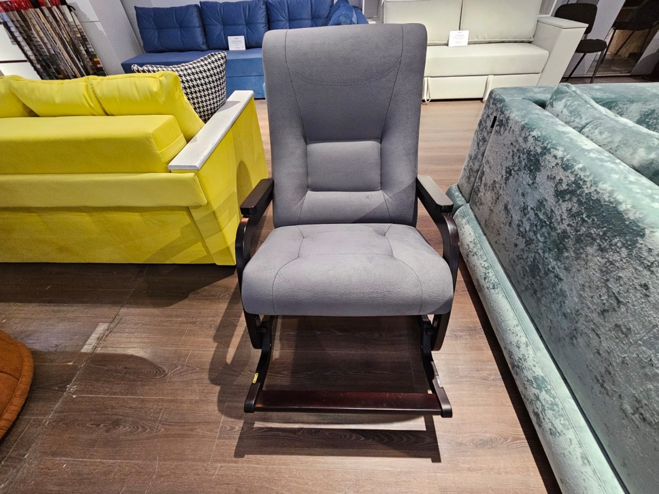 Balansoar Mercédes, 1000x740x940 mm.